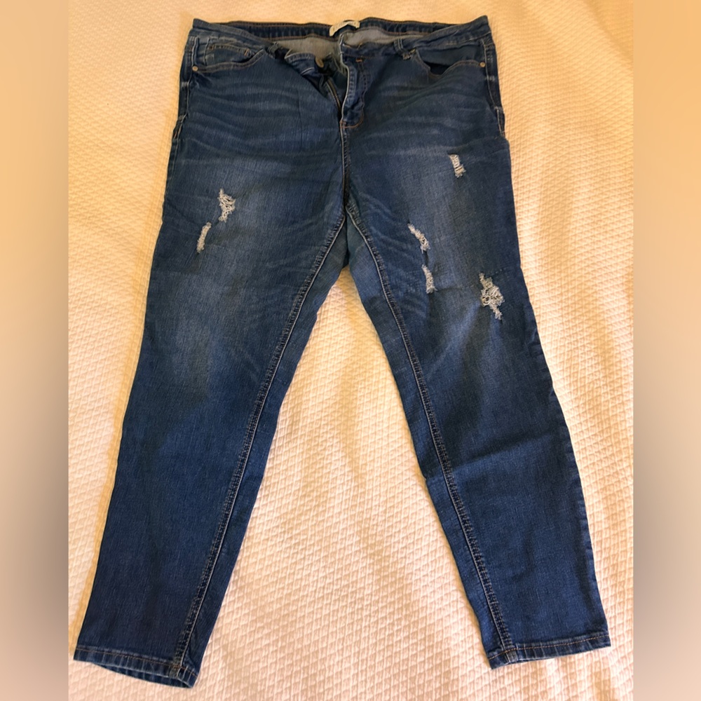 Eloquii distressed skinny jeans, 22
